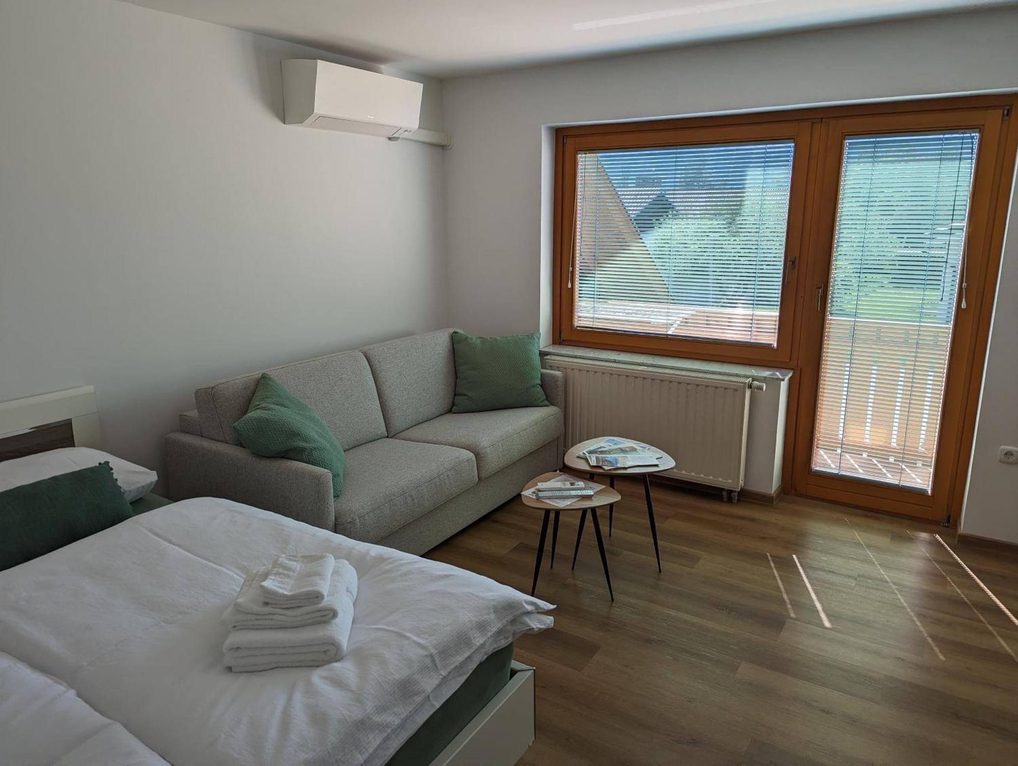 Studio Apartment Velis Radovljica Esterno foto